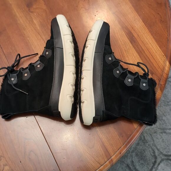 Sorel Explorer II Joan WP Black faux fur-trimmed suede ankle boots Sz 11 - Picture 8 of 13